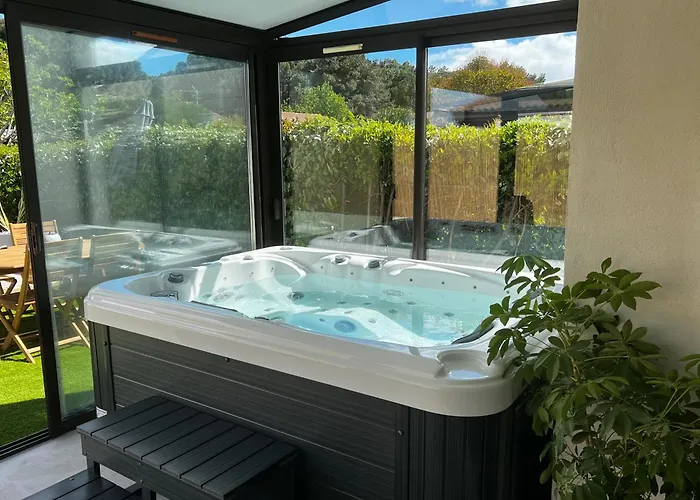 Sukha - Avec Jacuzzi Privatif - Proche Valras-plage Сasa de vacaciones